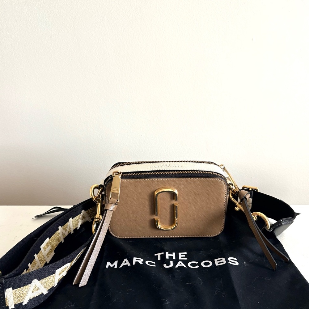 Marc Jacobs snapshot Tan and White Crossbody Bag